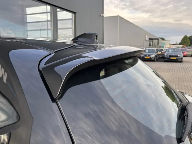 Toyota Yaris 1.5 Hybrid 2023 Hybride Benzine 10