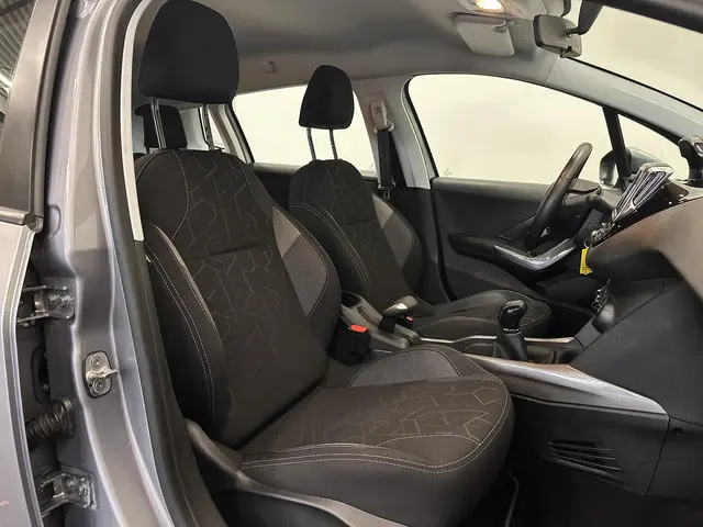 Peugeot 2008 1.2 PureTech Active 82pk 2019 Benzine 17