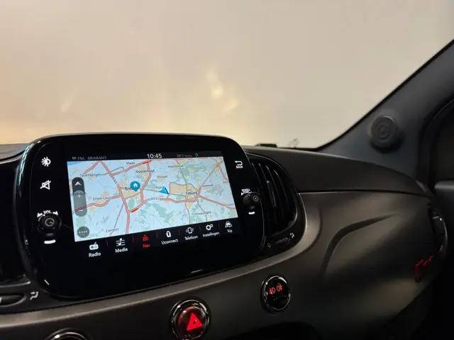 Fiat 500 0.9 TwinAir Turbo Sport PDC LEER 2018 Benzine 19