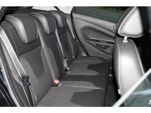 Ford Fiesta 1.0 EcoBoost Titanium X 2015 Benzine 15