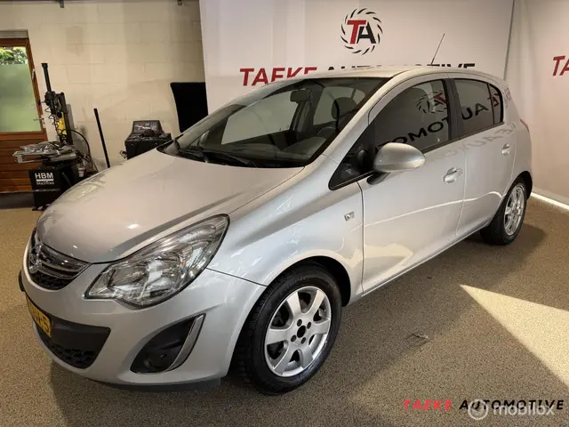 Opel Corsa 1.2 Rhythm Airco/Cruise/Nap/Apk 2013 Benzine