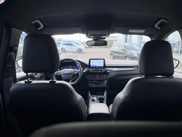 Ford Kuga 2.5 PHEV ST-Line X 2020 Hybride Benzine 24