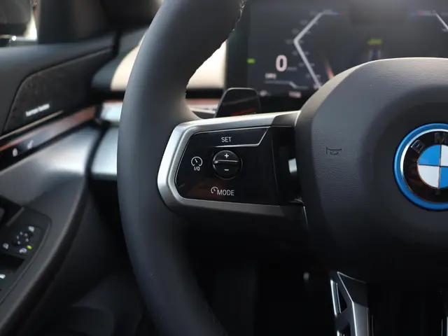 BMW i5 Touring eDrive40 2025 Elektrisch 19