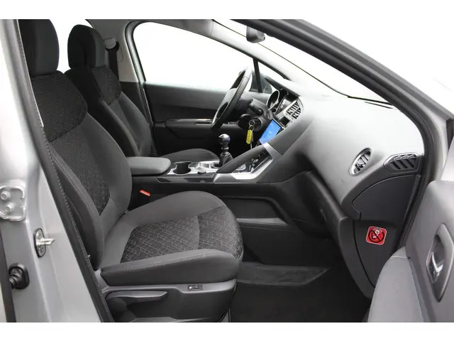 Peugeot 3008 1.2 PureTech Style 2016 Benzine 19