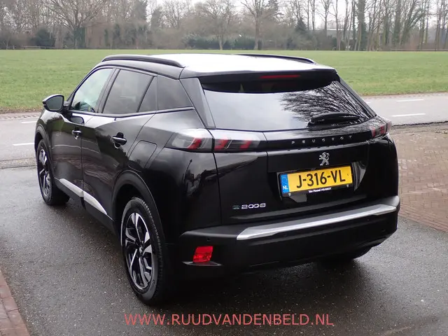 Peugeot e-2008 EV Allure 50 kWh 2020 Elektrisch 5