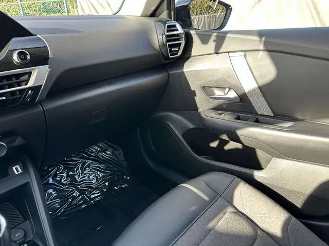 Citroën C4 1.2 PureTech Shine S 2023 Benzine 15