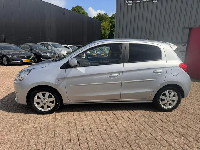 Mitsubishi Space Star 2