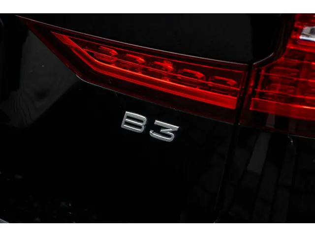 Volvo V60 2.0 B3 Essential 2022 Benzine 29