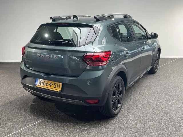 Dacia Sandero Stepway 1.0 TCe 90 Extreme 2024 Benzine 2