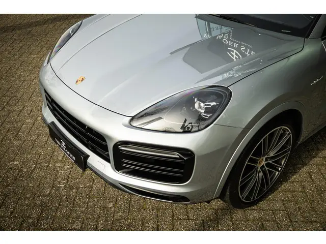 Porsche Cayenne Coupé 3.0 E-Hybrid 2020 Hybride Benzine 29