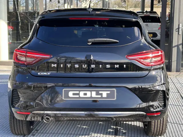 Mitsubishi Colt 1.0T MT First Edition 2025 Benzine 28