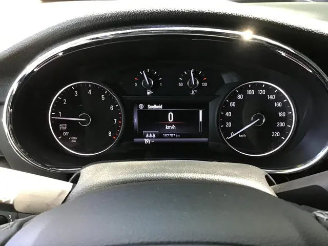 Opel Mokka X 1.6 Selection (ex-BTW € 8180,--) 2016 Benzine 14