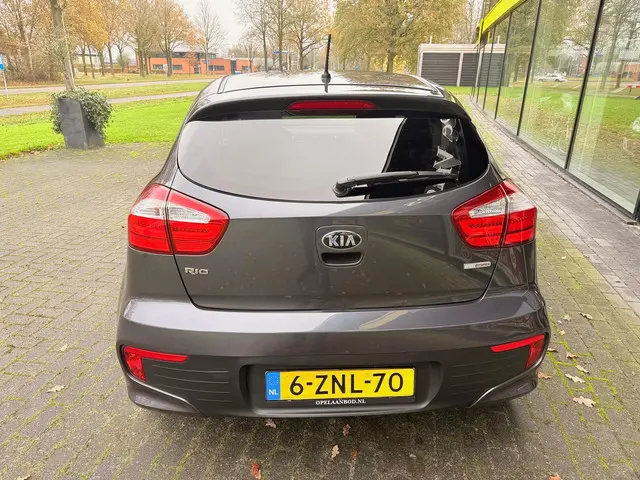 Kia Rio 1.2 CVVT DynamicLine 2015 Benzine 11