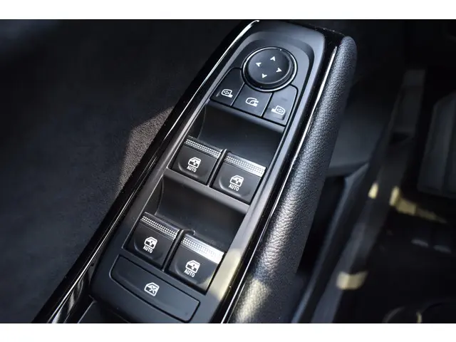 Renault Espace esprit Alpine 2026 Hybride Benzine 20