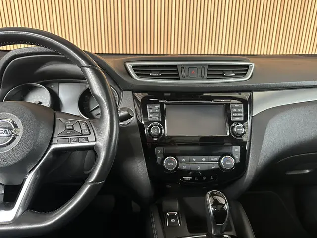 Nissan QASHQAI 1.2 Business Edition 2018 Benzine 25