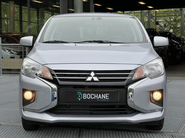 Mitsubishi Space Star 1.2 Connect+ 2024 Benzine 14