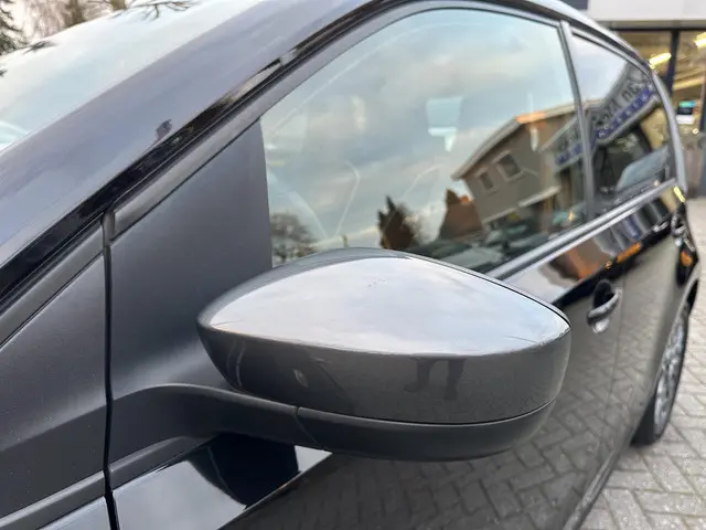 SEAT Mii 1.0 Sport Intense 5drs 2019 Benzine 9