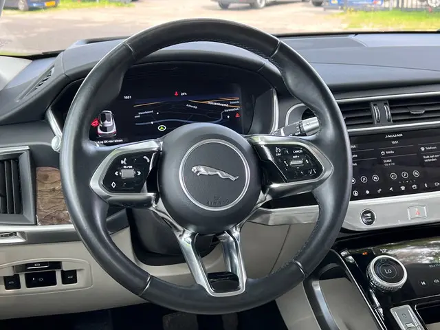 Jaguar I-PACE EV400 HSE 2018 Elektrisch 13