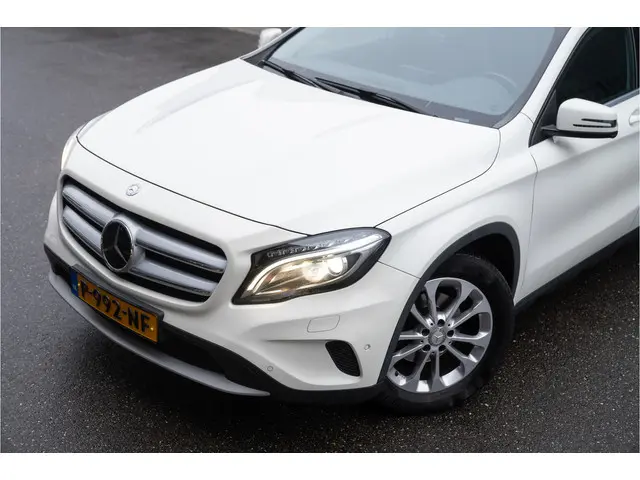 Mercedes-Benz GLA 200 CDI 4Matic AMG | 2014 Diesel 25
