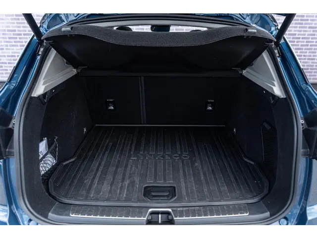 Lynk & Co 01 1.5 2021 Hybride Benzine 36