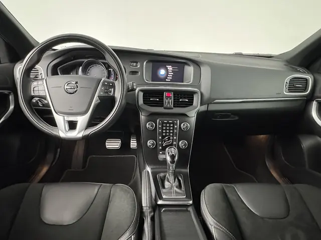 Volvo V40 1.5 T3 Polar+ Sport 2019 Benzine 3
