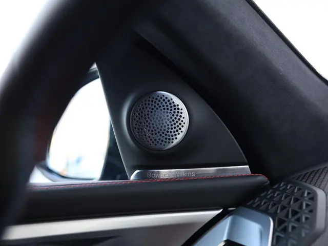 BMW XM PHEV Label Red 30 kWh 2025 Hybride Benzine 48