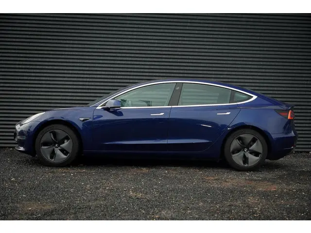 Tesla Model 3 3