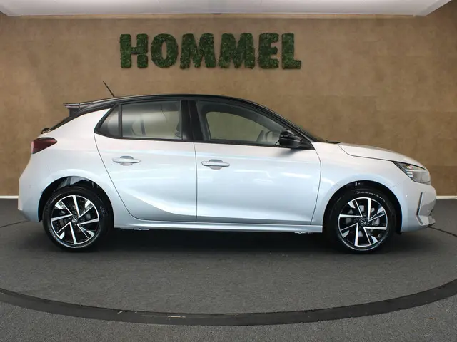 Opel Corsa 1.2 Turbo Hybrid GS 2025 Hybride Benzine 10