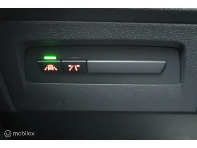 BMW 2 Serie Coupé M2 DCT COMPETITION 2019 Benzine 28