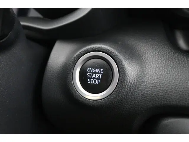 Toyota Yaris 1.5 VVT-i Dynamic 2021 Benzine 39