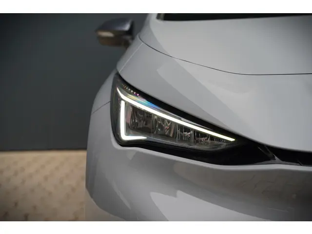 CUPRA Born Copper Edition One 62 kWh 2021 Elektrisch 12