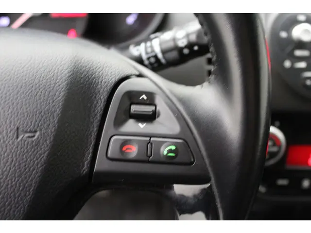 Kia Picanto 1.0 CVVT X-treme 2015 Benzine 15
