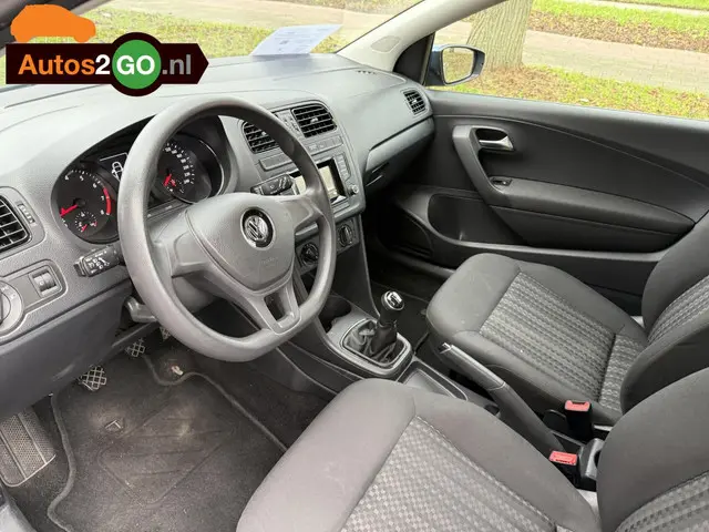 Volkswagen Polo 1.0 Easyline 2014 Benzine 12