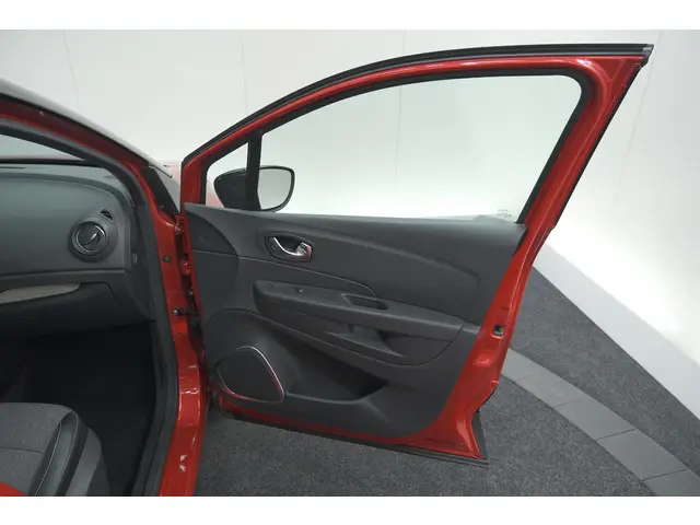 Renault Captur TCe 90 Intens 2018 Benzine 57