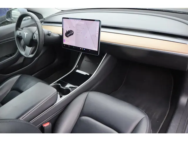 Tesla Model 3 Performance AWD 75 kWh 2019 Elektrisch 2