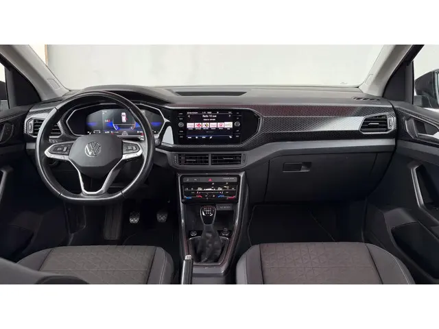 Volkswagen T-Cross 1.0 TSI R-Line 9.000KM!!! 2023 Benzine 13