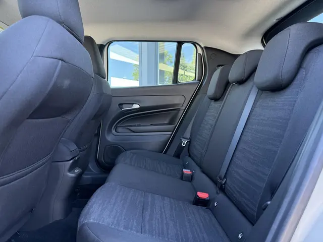 Jeep Avenger Longitude 54 kWh Aut. 2024 Elektrisch 15