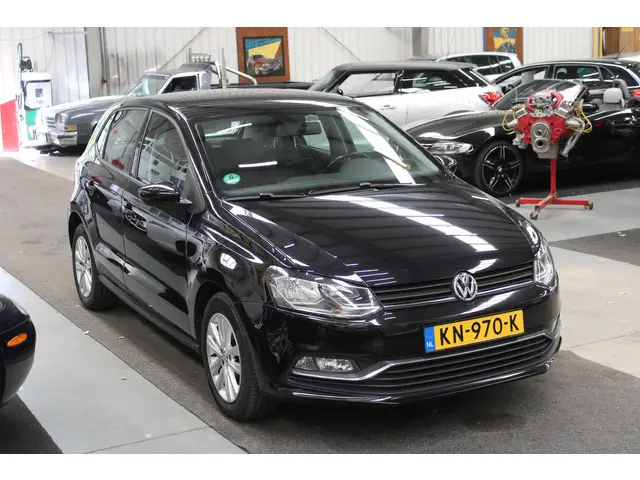 Volkswagen Polo 2