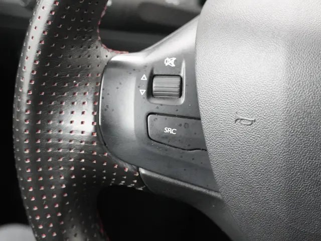 Peugeot 2008 1.2 PureTech Blue Lease Allure 2019 Benzine 15