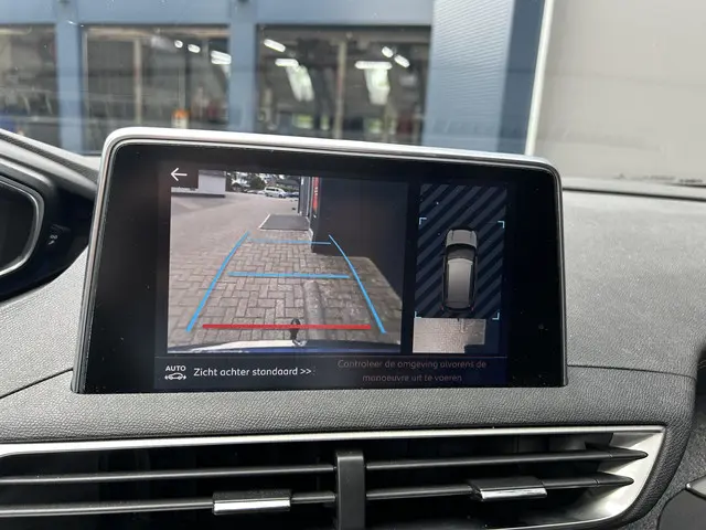 Peugeot 3008 1.2 Turbo 130 PK GT Line 2019 Benzine 26