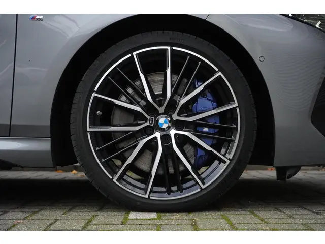 BMW 2 Serie Gran Coupé 218i 2022 Benzine 6