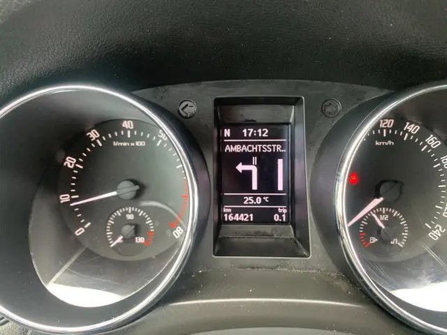 Škoda Yeti Outdoor 1.2 TSI Elegance 2014 Benzine 21
