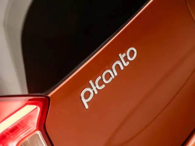 Kia Picanto 1.2 CVVT X-Line 2018 Benzine 25