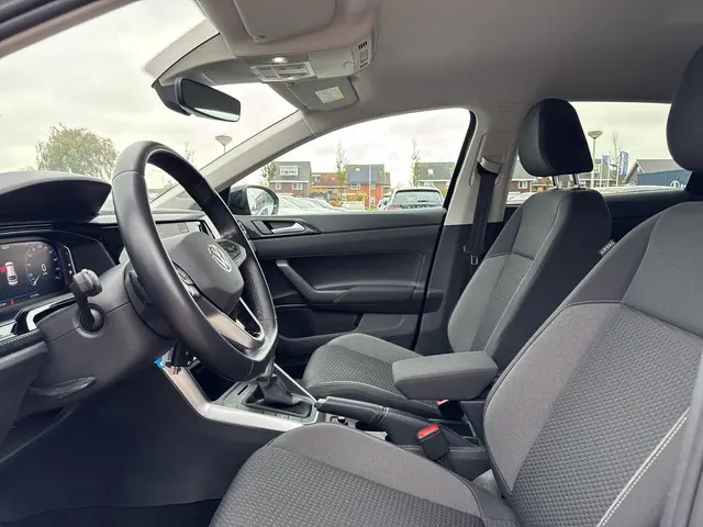 Volkswagen Taigo 1.0 TSI Life Business 2023 Benzine 7