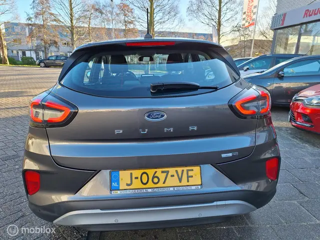 Ford Puma 1.0 ECOBOOST HYBRID TITANIUM 2020 Benzine 8