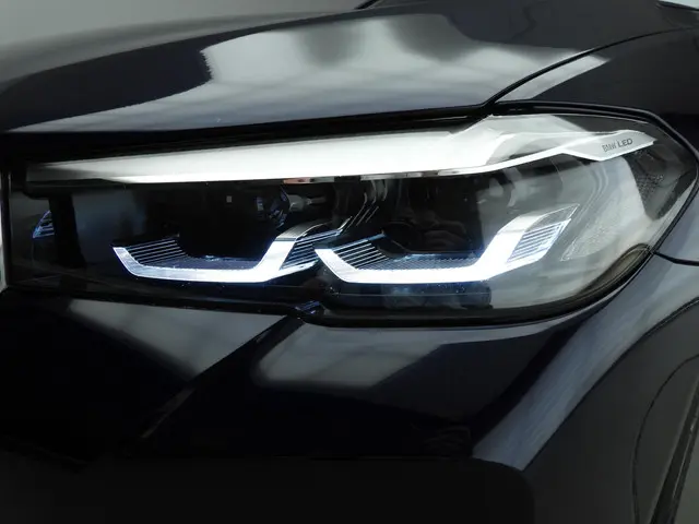 BMW 5 Serie Touring 520i 2023 Benzine 46