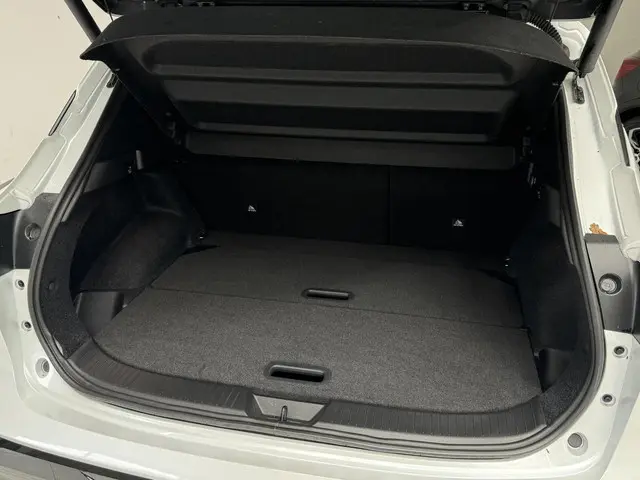 Nissan QASHQAI 1.3 MHEV Xtronic Tekna Plus 2025 Benzine 8