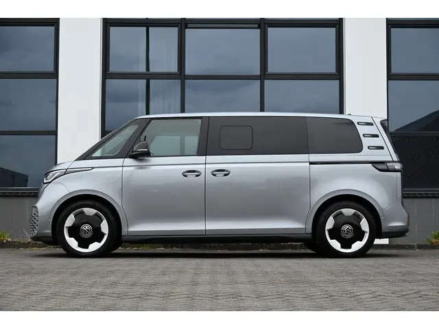 Volkswagen ID. Buzz Pro 86 kWh LWB 6p. 2024 Elektrisch 6