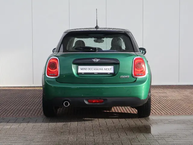 MINI Cooper 1.5 2019 Benzine 7