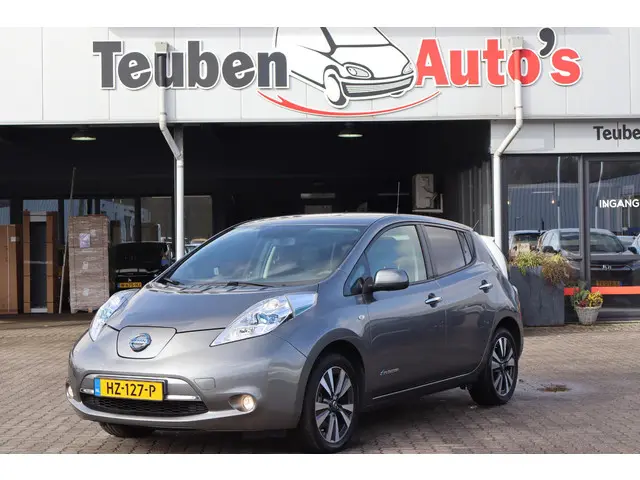 Nissan Leaf Tekna 30 kWh 2016 Elektrisch
